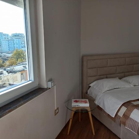 טיראנה Penthouse Rooms & Aparts מראה חיצוני תמונה