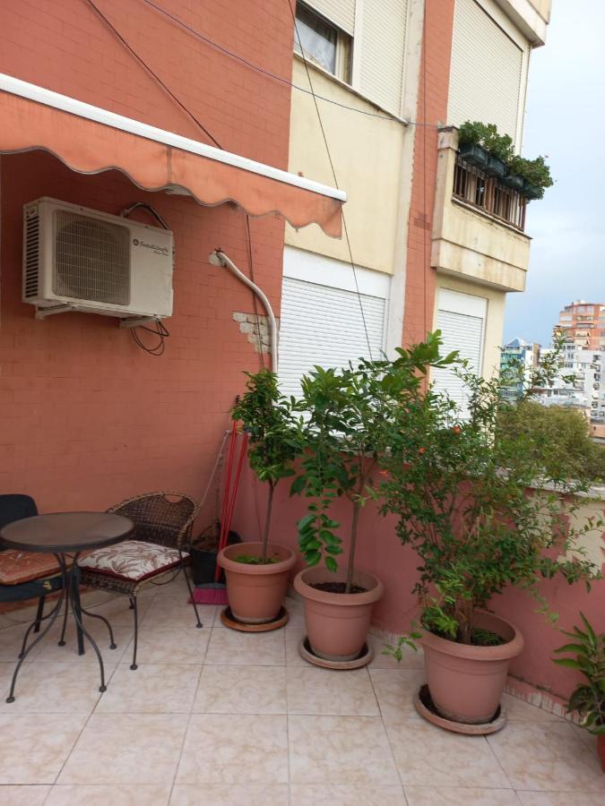 טיראנה Penthouse Rooms & Aparts מראה חיצוני תמונה
