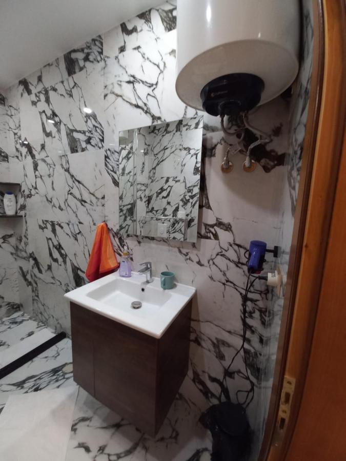 טיראנה Penthouse Rooms & Aparts מראה חיצוני תמונה